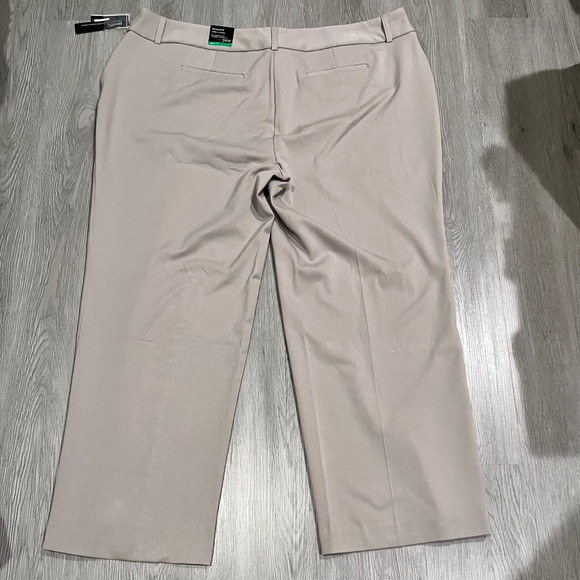 Alfani Women's Beige Tummy Control Curvy Fit Trouser Leg Pants Plus Size 24W - Picture 6 of 13